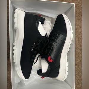 Givenchy Spectre Runner Low - Size 10 BRAND NEW NEVER WORN!!!